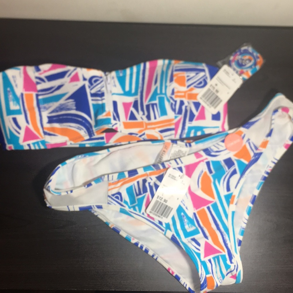 Two piece multi color